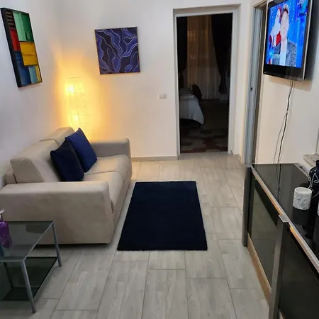 Downtown & Universita 2 Stanze Letto * Бари