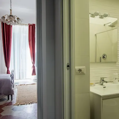 Downtown & Universita 2 Stanze Letto Апартаменты Бари